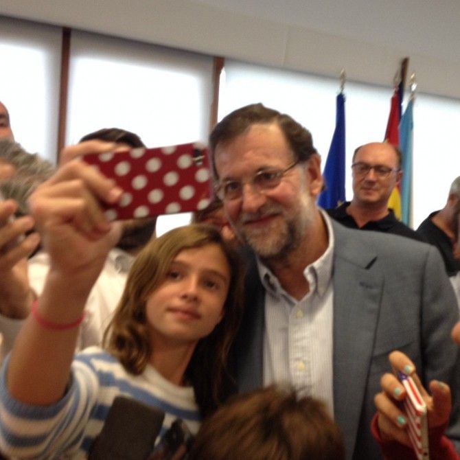 Mariano Rajoy en el Naútico de Sangenjo: Baño de multitudes