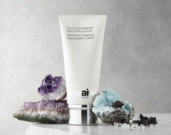 El lujo de una piel refinada con el nuevo exfoliante de La Prairie