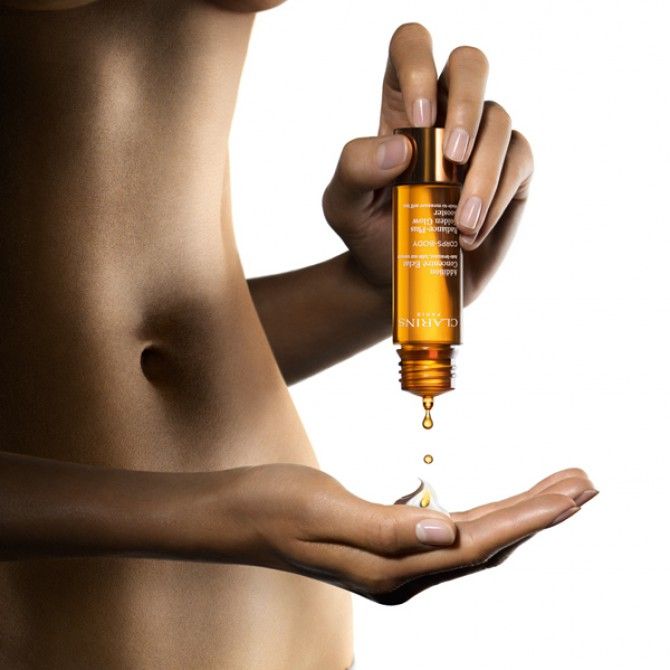 El autobronceador más esperado de Clarins: Addition Concentré Eclat Corps