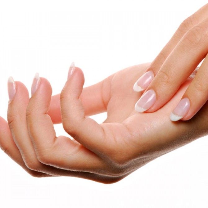 Fortalecer, remineralizar y proteger las uñas: Betalfatrus de ISDIN