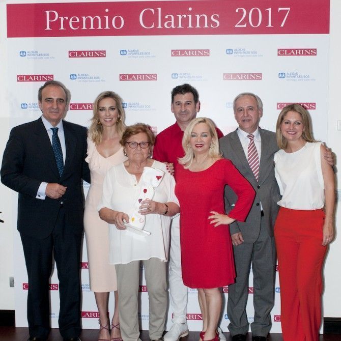 Premio Clarins 2017 & Donativo Aldeas Infantiles SOS