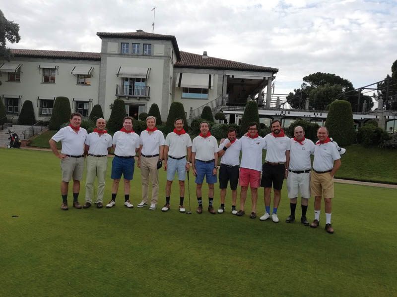 Alonso Chávarri celebra el Torneo Chavarrina de golf en R.C. Puerta de Hierro