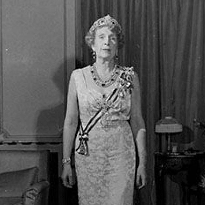Victoria Eugenia de Battenberg. 50 años de la muerte de la reina que amaba España