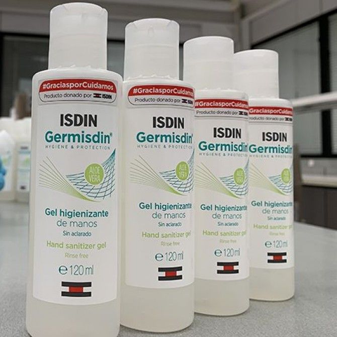 Isdin dona geles higienizantes y productos a hospitales y residencias de mayores