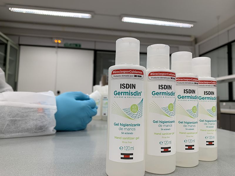 Isdin dona geles higienizantes y productos a hospitales y residencias de mayores