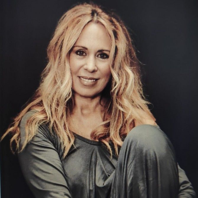 Miriam Díaz-Aroca, actriz, periodista, presidenta de la fundación Elígete