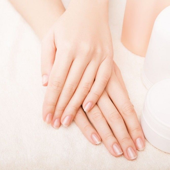 Cómo fortalecer las uñas débiles y quebradizas