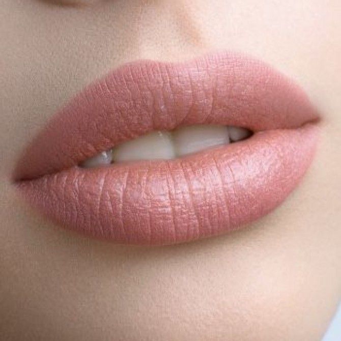Cuidado intenso para los labios con Lip Supreme Balm de MartiDerm