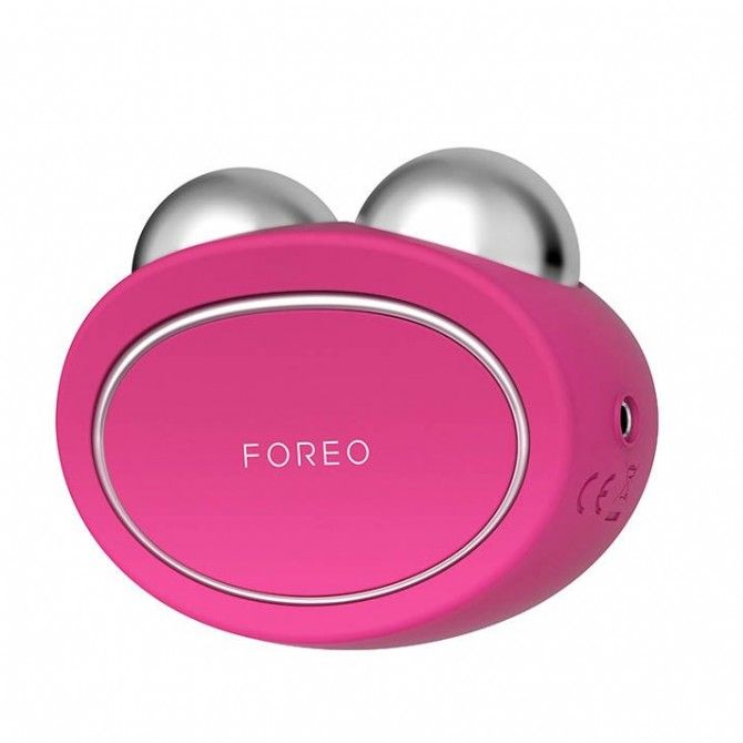 Entrenamiento facial con Bear de Foreo para una piel firme y tersa