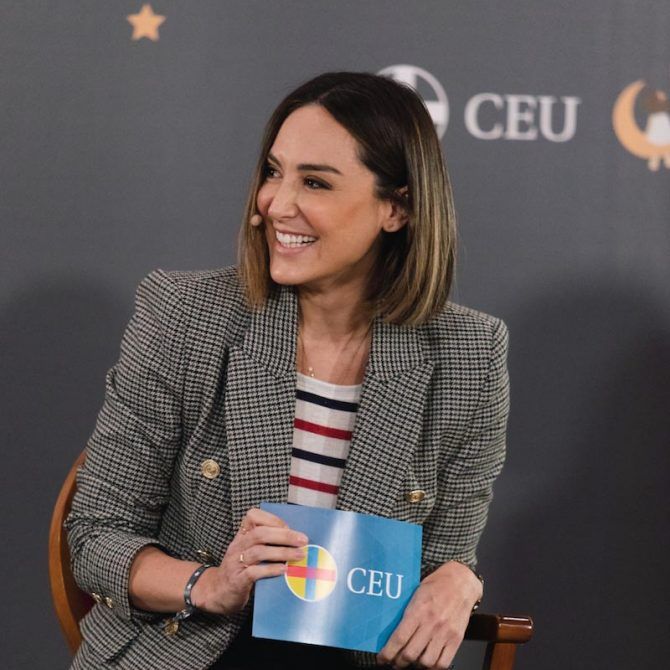 Tamara Falcó presenta el libro Familias sin Filtro: 15 preguntas para 15 mujeres