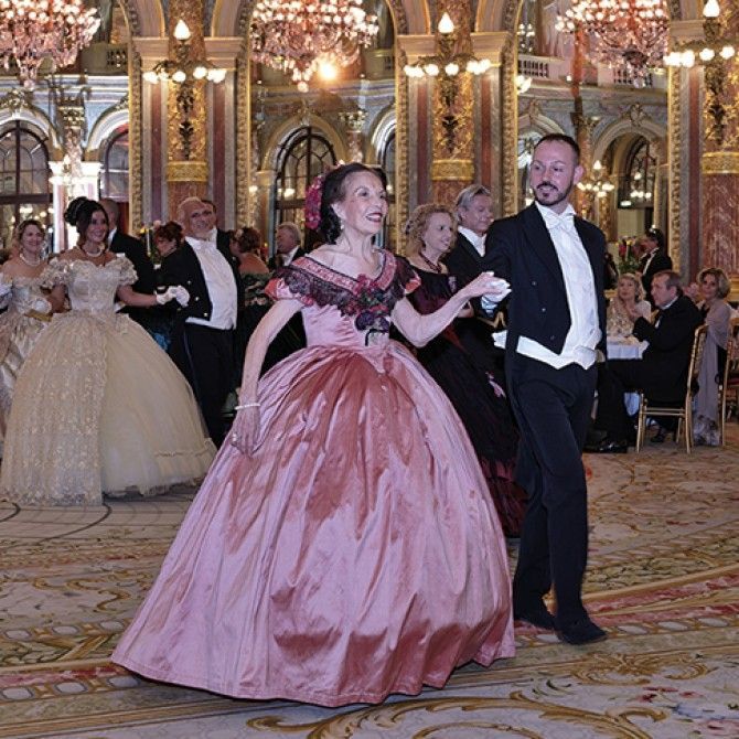 Baile Imperial en París