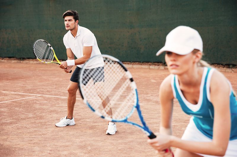 Jugar al tenis, uno de los deportes más beneficiosos