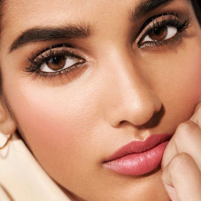 Todas las tendencias y texturas del maquillaje veraniego