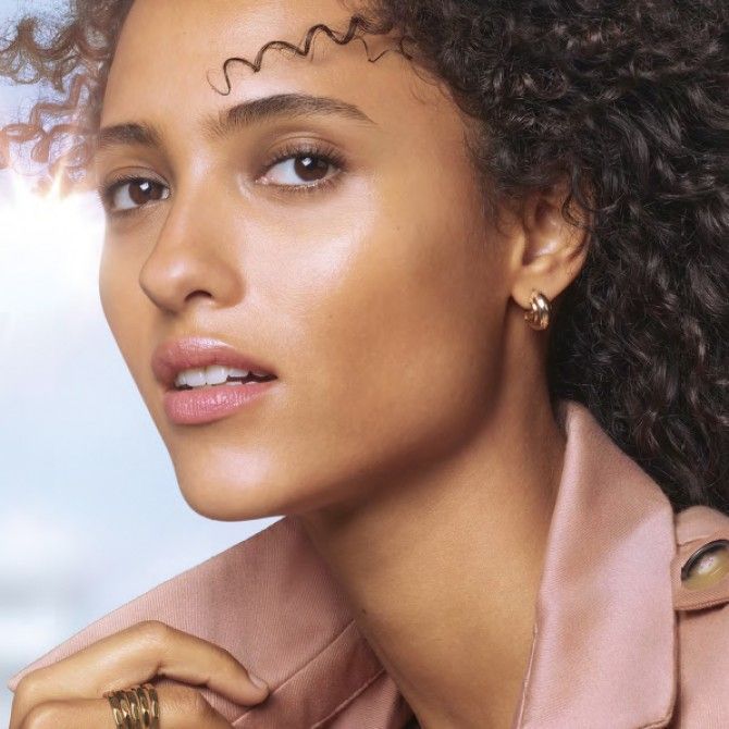 Clarins presenta Multi-Active Jour & Nuit