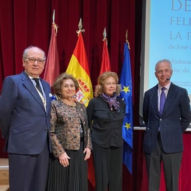 Presentación del libro De libres y tiranos.