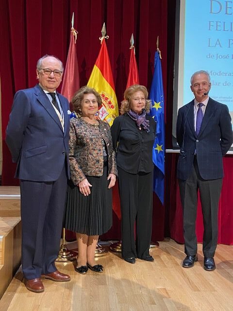 Presentación del libro De libres y tiranos.
